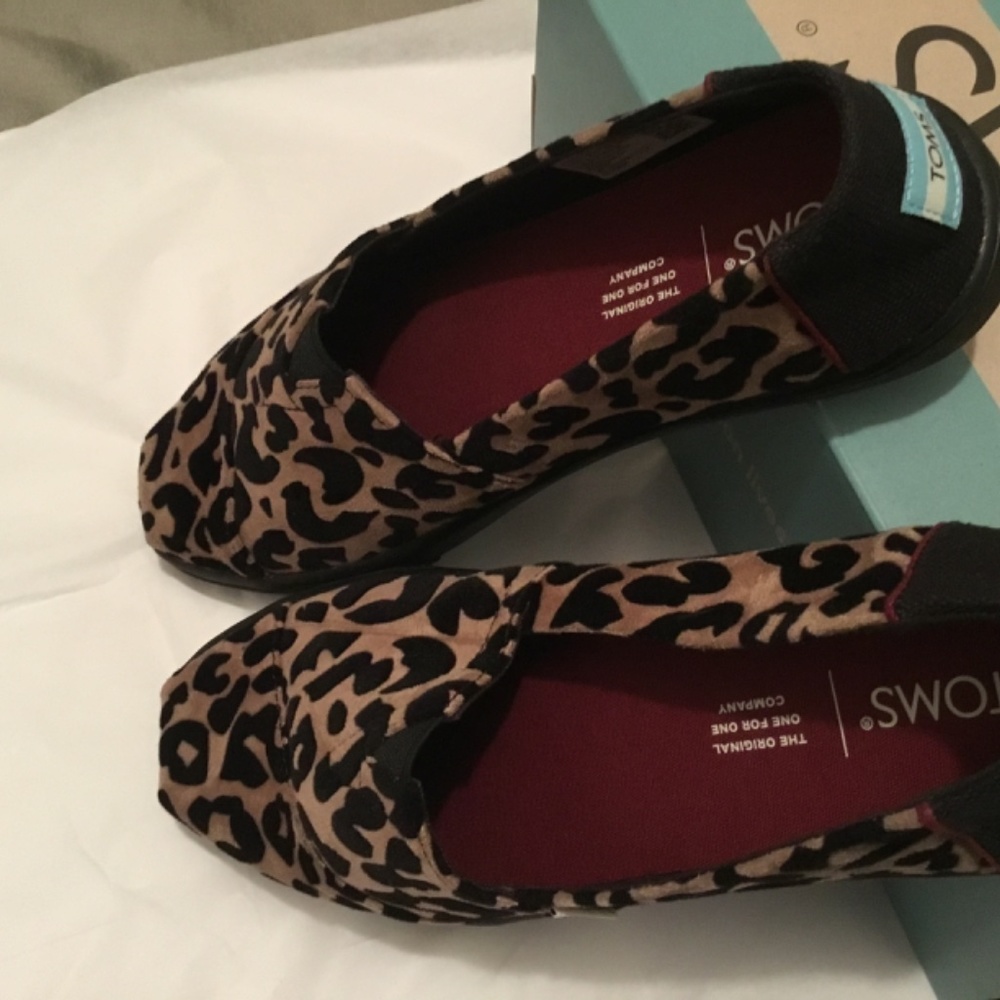 Shoes - Picture 4 of 4